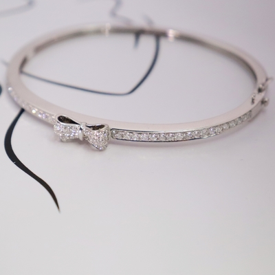 18k Gold Butterfly Ribbon Diamond  Bracelet Customized Fine Jewelry IGI GIA Lab Grown Diamond Engagement Wedding Banquet