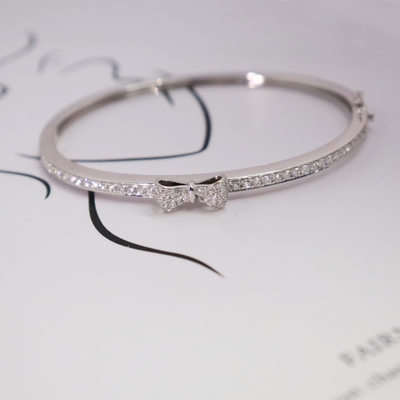 18k Gold Butterfly Ribbon Diamond  Bracelet Customized Fine Jewelry IGI GIA Lab Grown Diamond Engagement Wedding Banquet