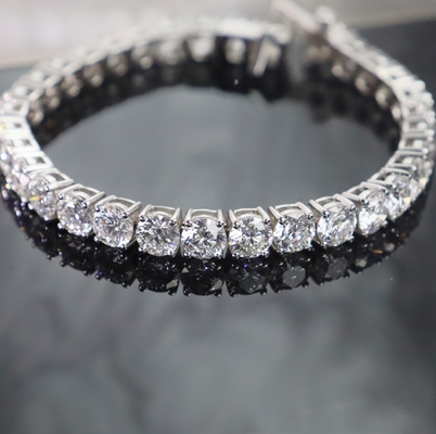 Customizable 18K Gold Diamond Bracelet IGI GIA Lab Grown Diamond for Engagement Wedding or Banquets Fine Jewelry
