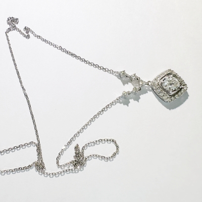 Customized Luxury 18k Gold Diamond Necklaces for Women Dainty Square Diamond Handmade for Anniversary Wedding Banquet