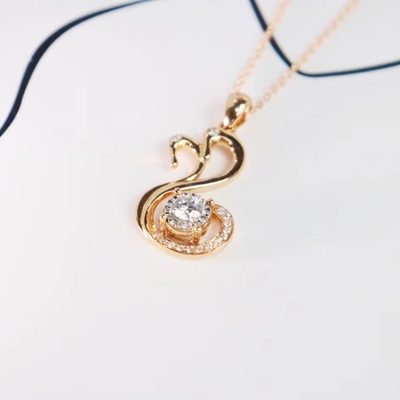 High Quality 18K Gold Swan Pendant Necklace 1CT Lab Grown Diamond Inlay Fashion Jewelry for Women's Wedding Anniversary Party