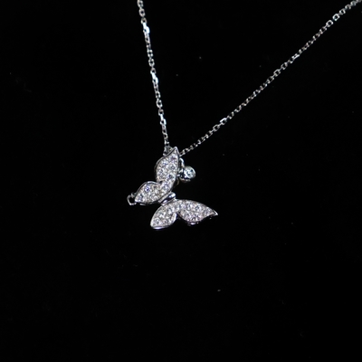 Elegant French Retro Style 18K Gold Pendant Necklace Butterfly Design Luxury Lab Grown Diamond Jewelry VVS Clarity IGI Weddings