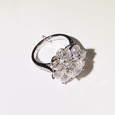 18K Gold Customized Fine Jewelry IGI GIA Lab Grown Diamond Flower Ring for Women Engagement Wedding Banquet