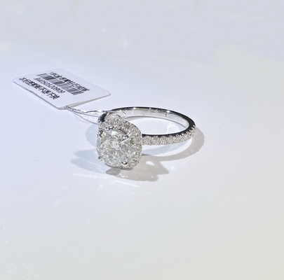 Customized 18K Gold Cluster Diamond Ring IGI GIA Lab Grown Diamond for Engagement Wedding or Banquet Fine Jewelry for Women